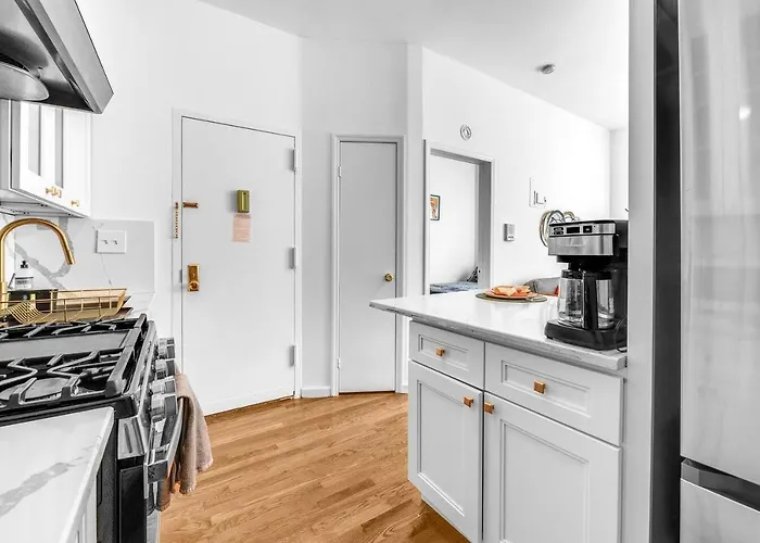 Welcome To “Sunny Park Slope Retreat”!